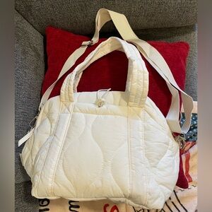 Quilted Cream Women's lunch Bag with Detachable Strap